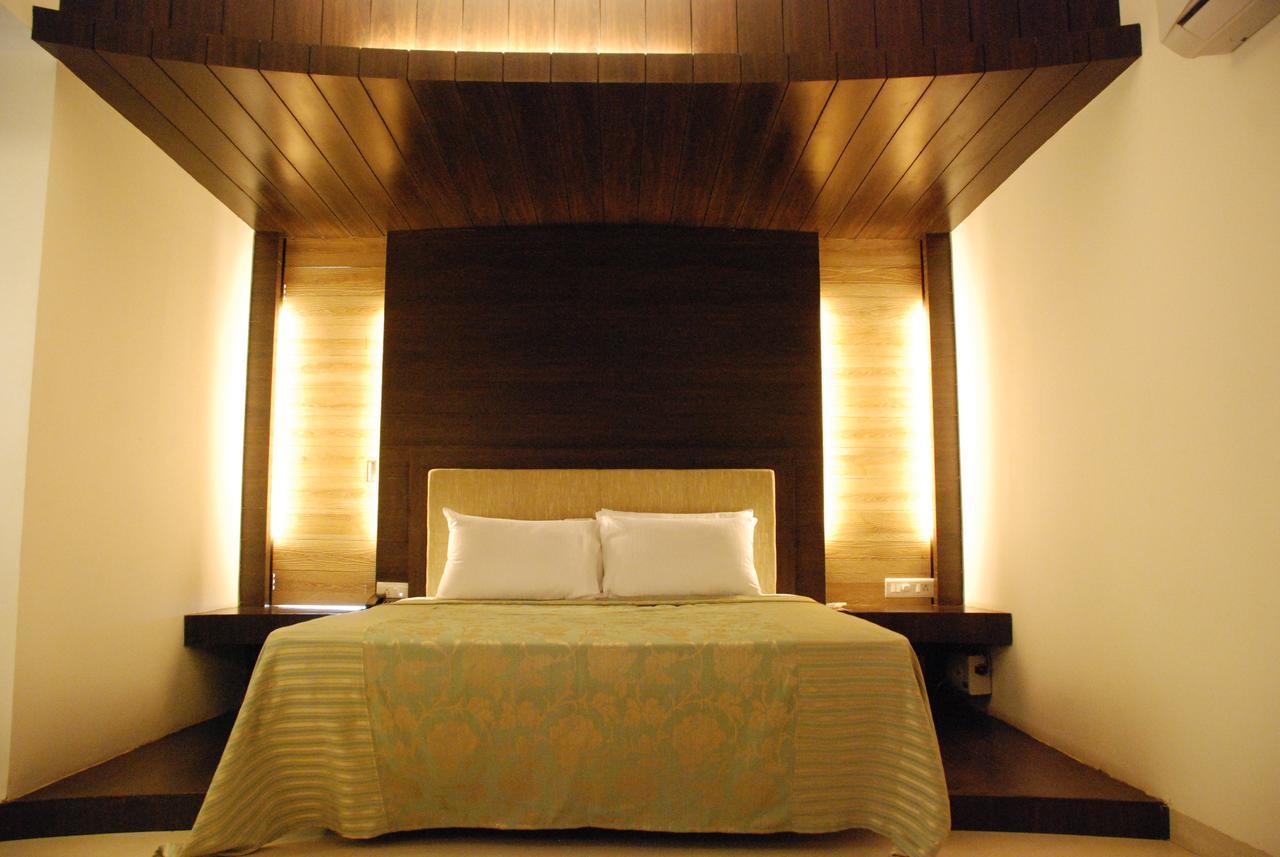 Le Magnifique Hotel Porvorim Luaran gambar